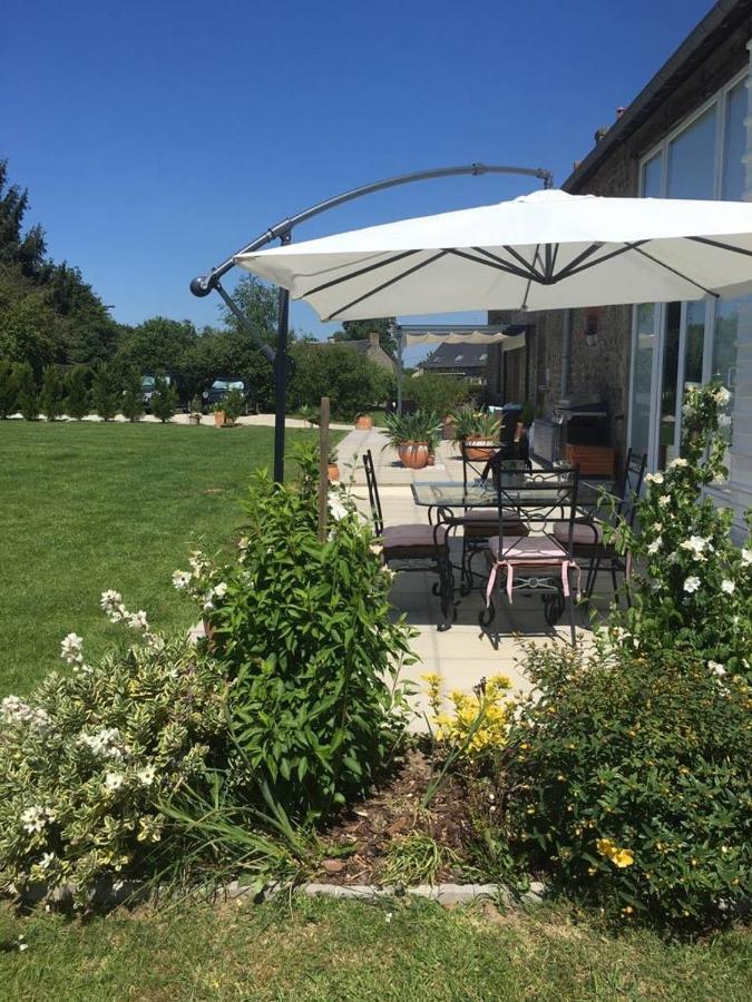 Chantella Saint-Mars-sur-la-Futaie Bagian luar foto